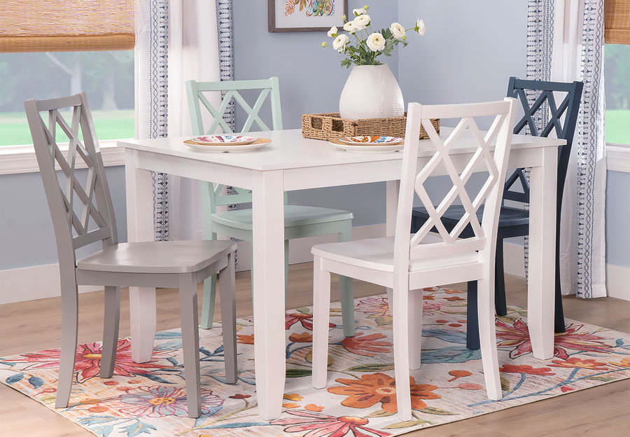 Powell Maui White Rectangular Table With Four Mixed Side Chairs