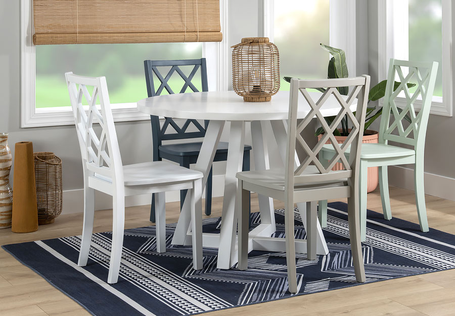 Powell Maui White Round Table With Four Mixed Side Chairs